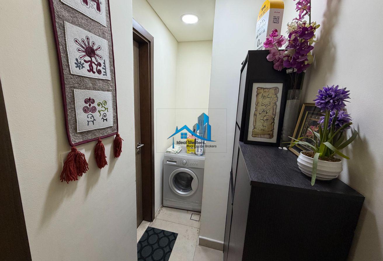 Bright & Spacious 2BR Corner Unit Spacious Layout photo 14