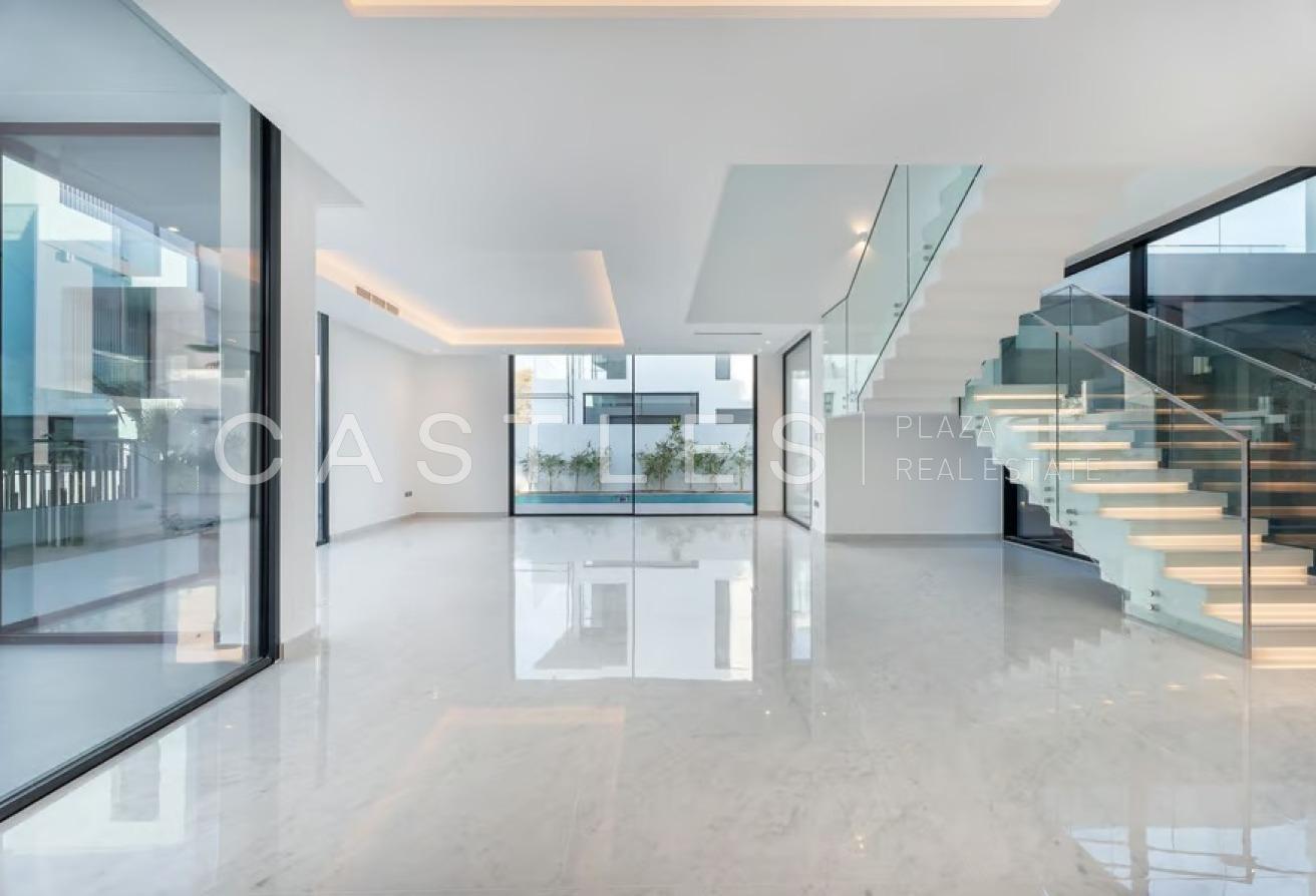 Contemporary Style | Spacious Chorisia Villa photo 16