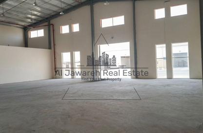 Warehouse - Studio - 2 Bathrooms for rent in Industrial Area 2 - Emirates Modern Industrial - Umm Al Quwain