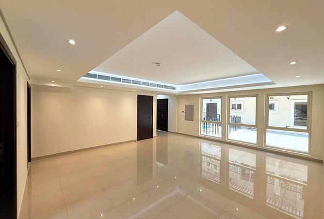 123821137 - Property Image 2