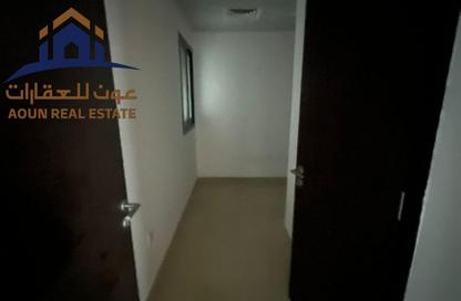 Apartment - 3 Bedrooms - 3 Bathrooms for rent in Al Khan Lagoon Tower - Al Khan Lagoon - Al Khan - Sharjah