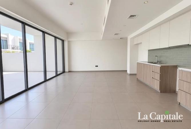 92701907 - Property Image 2