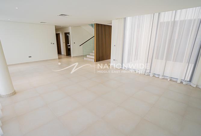92705352 - Property Image 2
