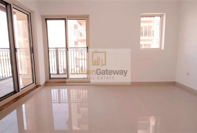 128852359 - Property Image 3