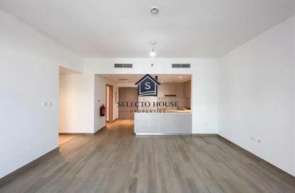 Apartment - 2 Bedrooms - 2 Bathrooms for sale in Waters Edge - Yas Island - Abu Dhabi