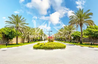 Villa - 7+ Bedrooms - 7+ Bathrooms for sale in Binal Jesrain - Between Two Bridges - Abu Dhabi