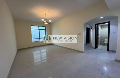 Apartment - 2 Bedrooms - 2 Bathrooms for rent in Al Wahda Building - Al Majaz 2 - Al Majaz - Sharjah