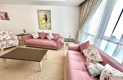 Apartment - 2 - 2 for rent in Beach Tower 2 - Al Khan Lagoon - Al Khan - Sharjah