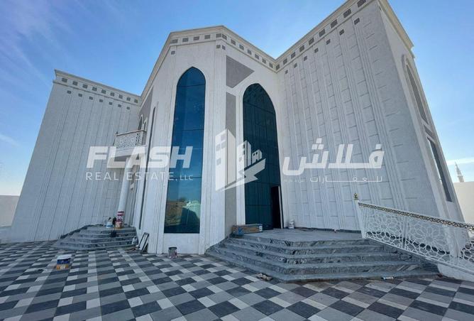 16076300 - Property Image 2