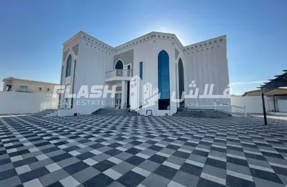 Villa - 5 Bedrooms - 7+ Bathrooms for sale in Al Dhait South - Al Dhait - Ras Al Khaimah