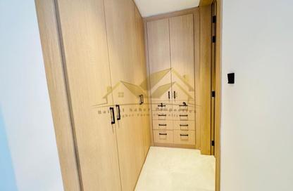 Apartment - 1 Bedroom - 2 Bathrooms for rent in Jumeirah Garden City - Al Satwa - Dubai