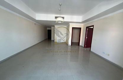 Apartment - 3 Bedrooms - 4 Bathrooms for rent in New Al Taawun Road - Al Taawun - Sharjah