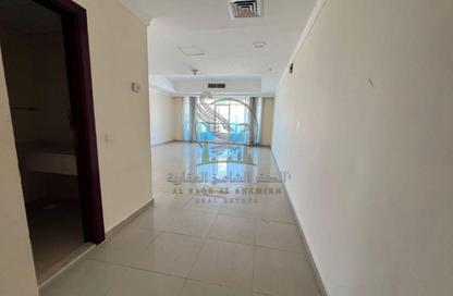 Apartment - 3 Bedrooms - 4 Bathrooms for rent in New Al Taawun Road - Al Taawun - Sharjah Apartment - 3 Bedrooms - 4 Bathrooms for rent in New Al Taawun Road - Al Taawun - Sharjah