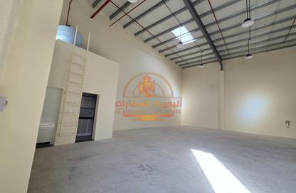 Warehouse - Studio for rent in Umm Al Thuoob - Umm Al Quwain