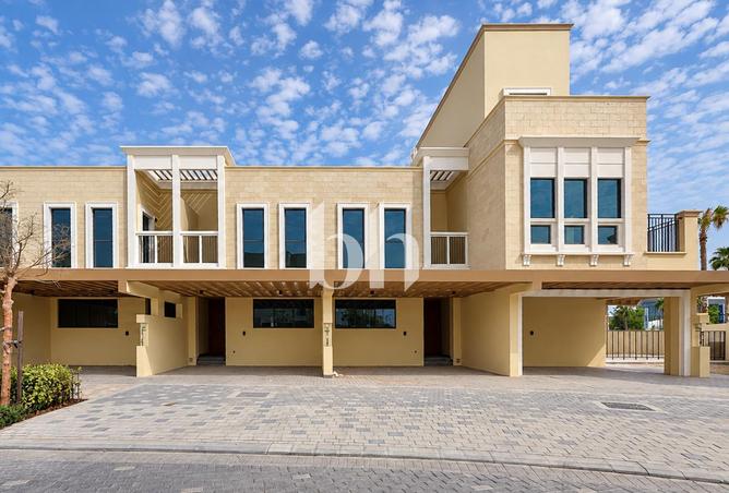 4-bed villa · Unfurnished · Private garden