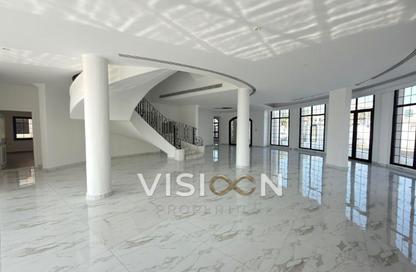 Villa - 5 - 7 for rent in Nad Al Sheba 4 - Nad Al Sheba - Dubai