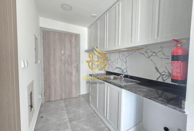 97816689 - Property Image 3