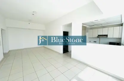 Apartment - 2 Bedrooms - 2 Bathrooms for rent in Glitz 2 - Glitz - Dubai Studio City - Dubai