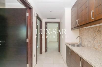 Villa - 3 Bedrooms - 4 Bathrooms for rent in District 8 - Jumeirah Park - Dubai