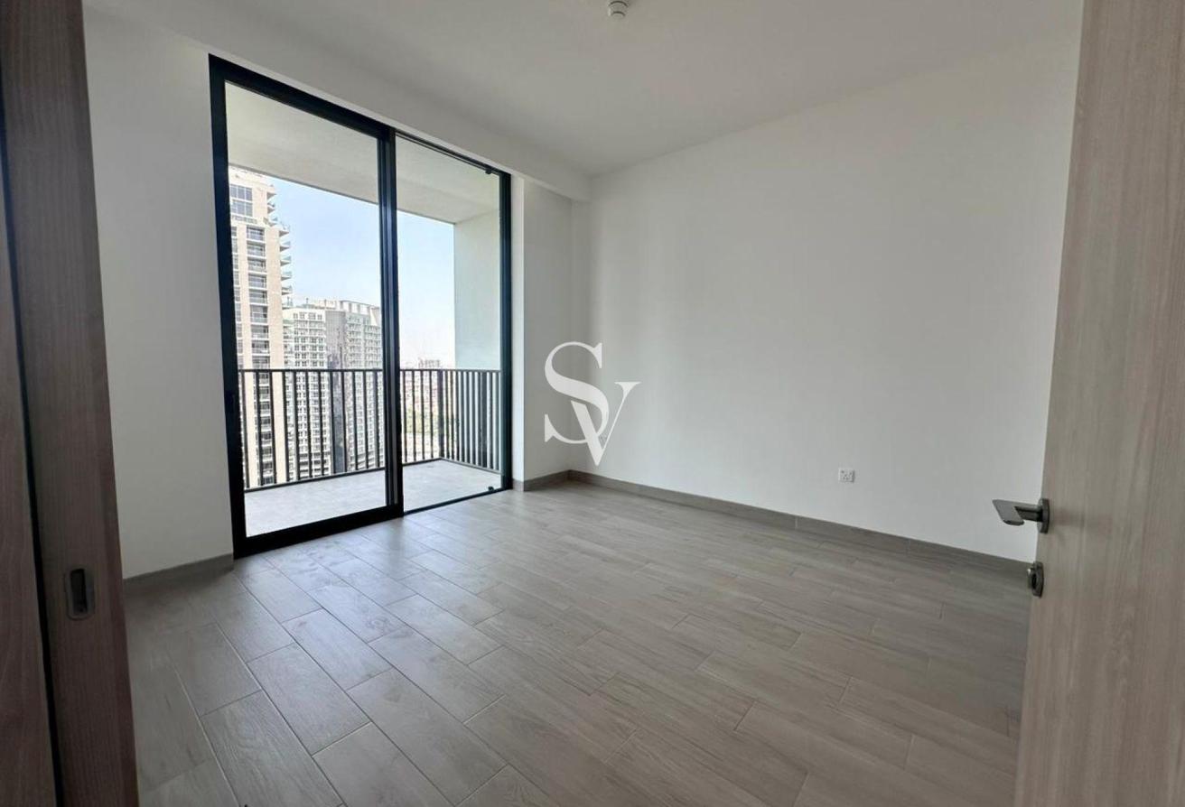 Brand New | High Floor | Facing Park | White Goods photo 2