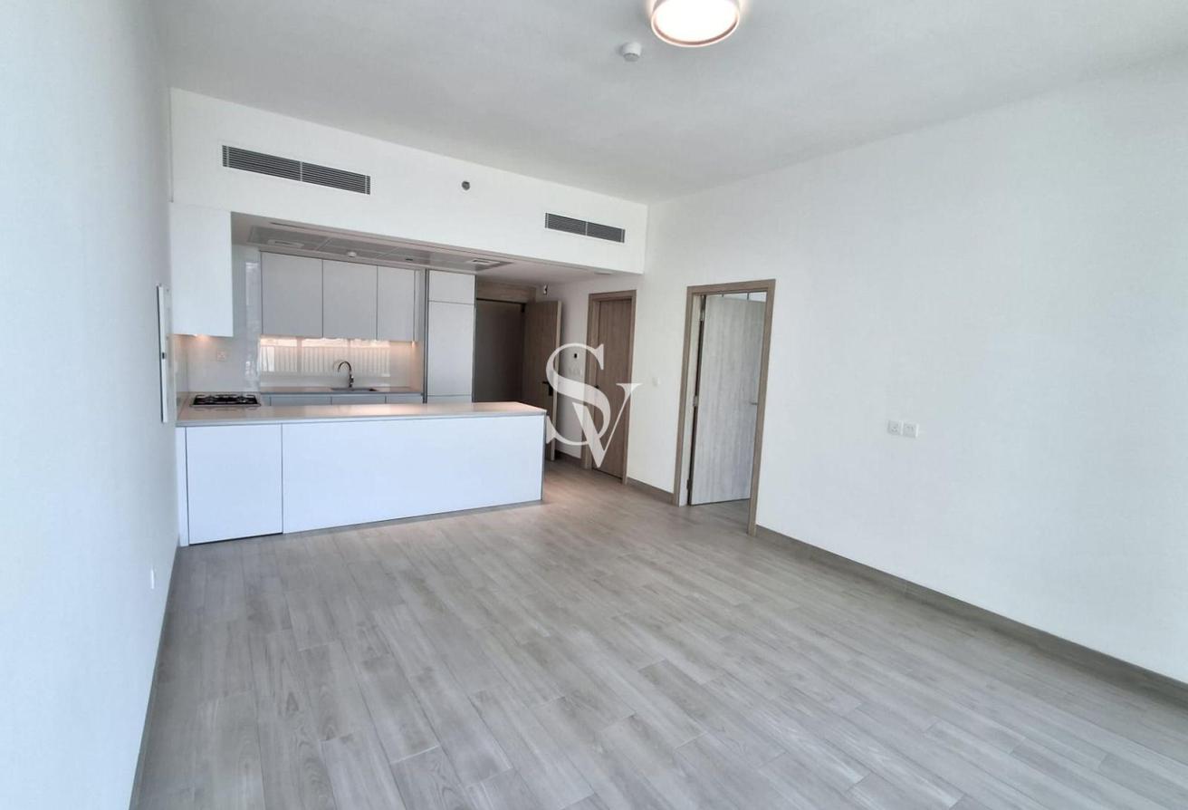 Brand New | High Floor | Facing Park | White Goods photo 4