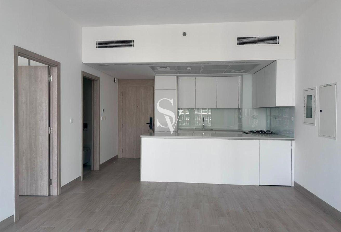 Brand New | High Floor | Facing Park | White Goods photo 5