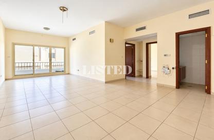 Apartment - 1 - 2 for sale in Golf Apartments - Al Hamra Village - Ras Al Khaimah