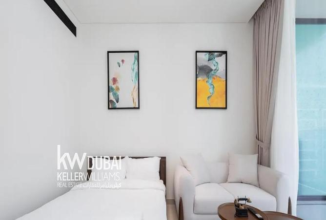 122000599 - Property Image 3