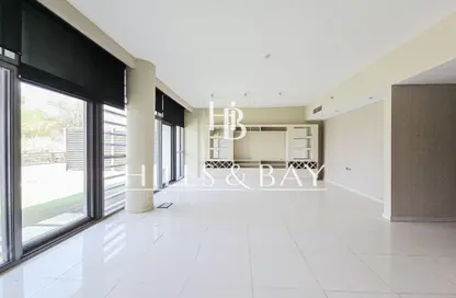 Townhouse - 3 Bedrooms - 5 Bathrooms for rent in Golf Veduta Hotel Apartments A - Golf Veduta Hotel Apartments - Golf Town - DAMAC Hills - Dubai