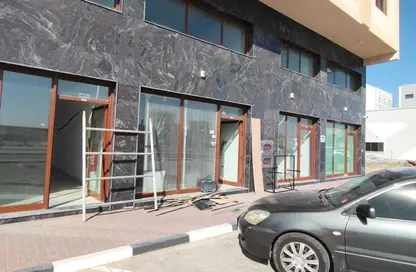 Shop - Studio for rent in Al Jurf 2 - Al Jurf - Ajman Downtown - Ajman