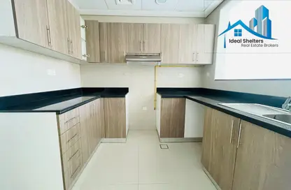 شقة - غرفة نوم - 2 حمامات للايجار في برج عايض - الجداف - دبي