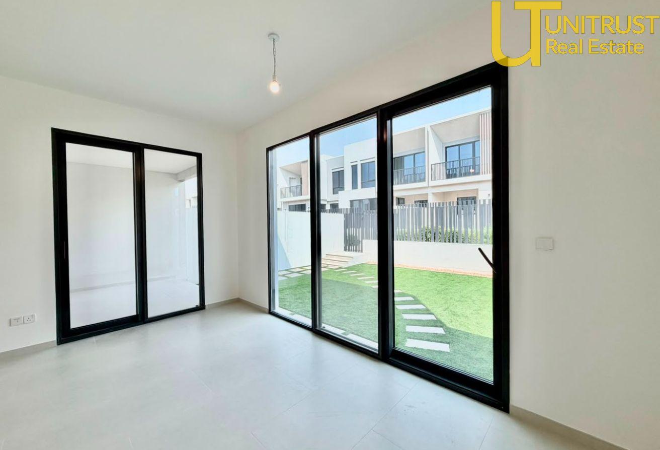 4BR+Maid | Vastu | Landscaped Garden photo 16