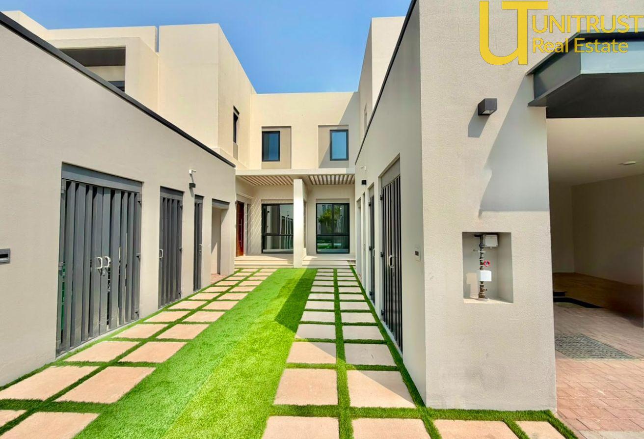 4BR+Maid | Vastu | Landscaped Garden photo 8