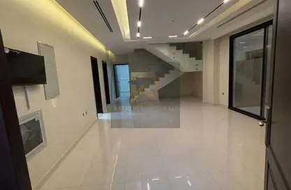 فيلا - 5 غرف نوم - 4 حمامات للبيع في الياسمين - عجمان