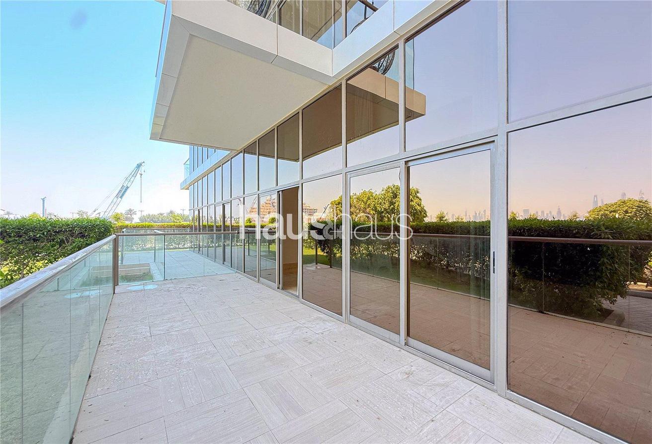 Beachfront Living | Private Terrace | Skyline View photo 13