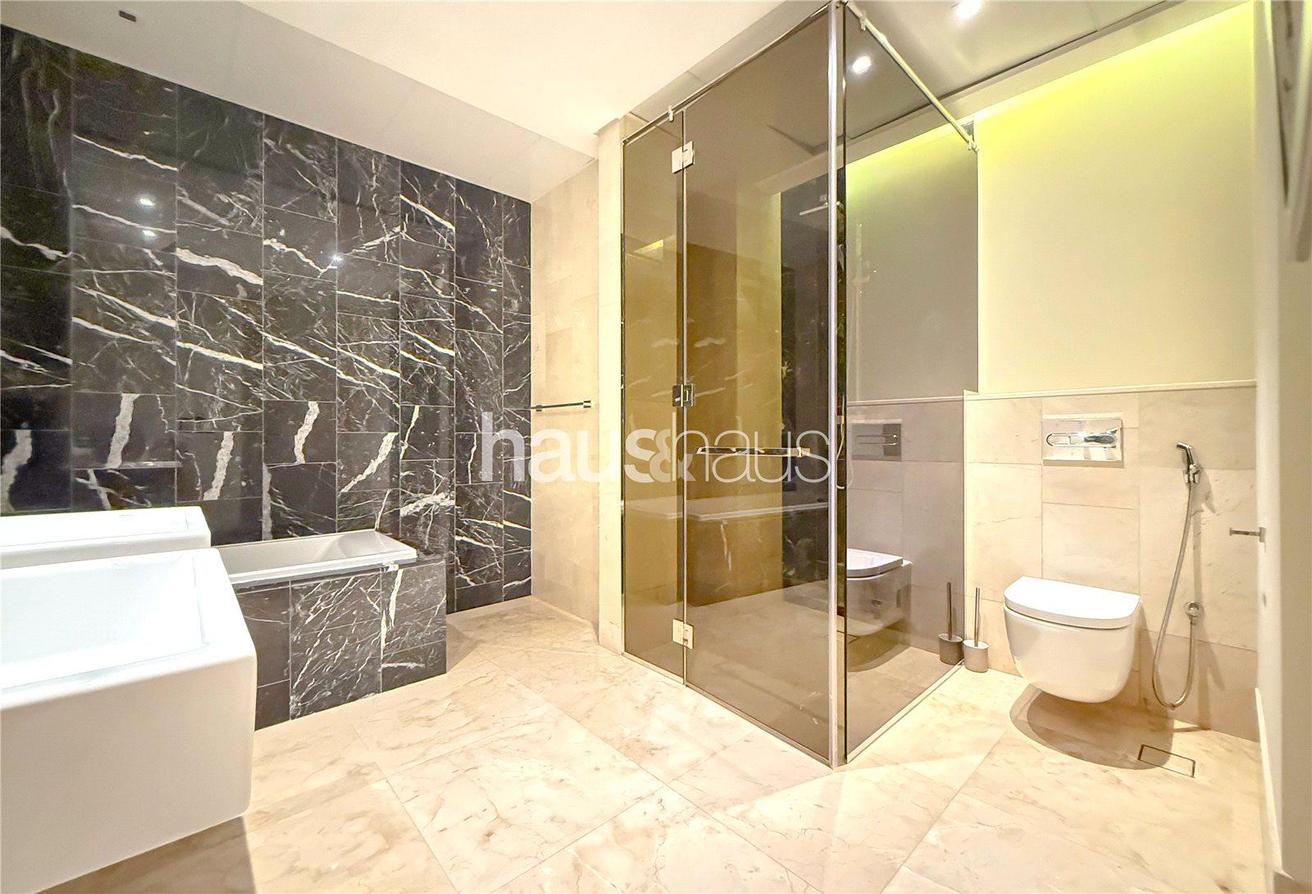 Beachfront Living | Private Terrace | Skyline View photo 11