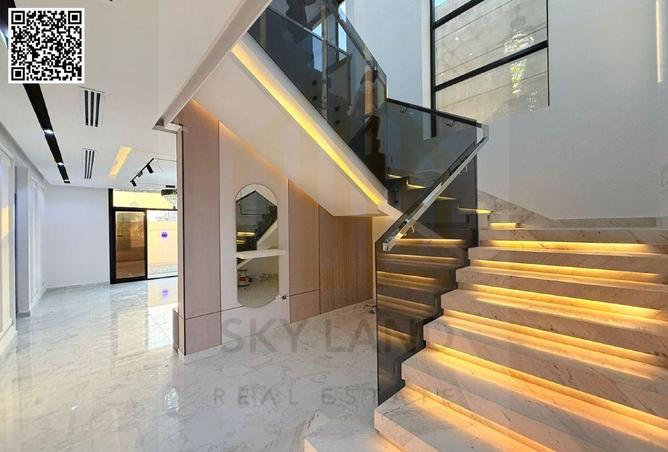 100448212 - Property Image 3