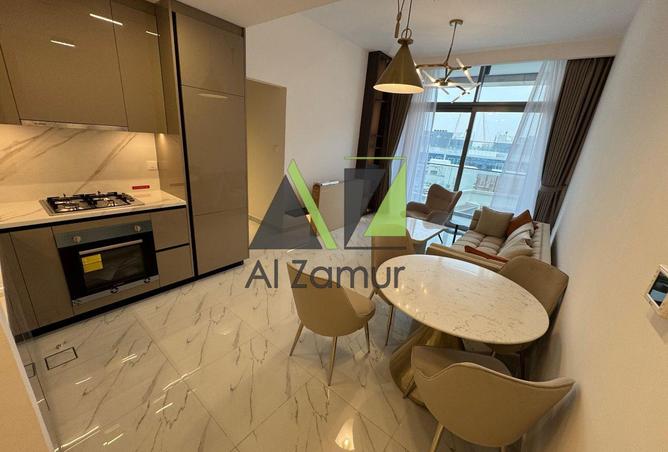 82802751 - Property Image 3