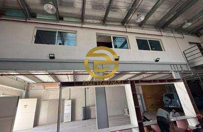 Warehouse - Studio - 2 for rent in Al Quoz Industrial Area 1 - Al Quoz Industrial Area - Al Quoz - Dubai