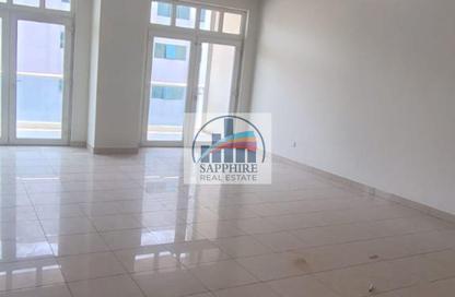 Apartment - 3 Bedrooms - 3 Bathrooms for rent in Symphony Apartment - Al Mankhool - Bur Dubai - Dubai