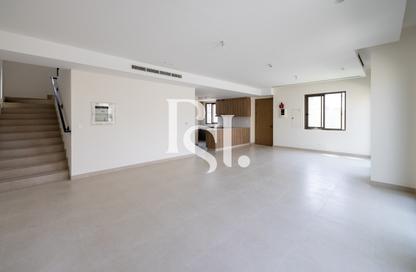 Townhouse - 3 - 4 for rent in Bloom Living - Zayed City (Khalifa City C) - Khalifa City - Abu Dhabi