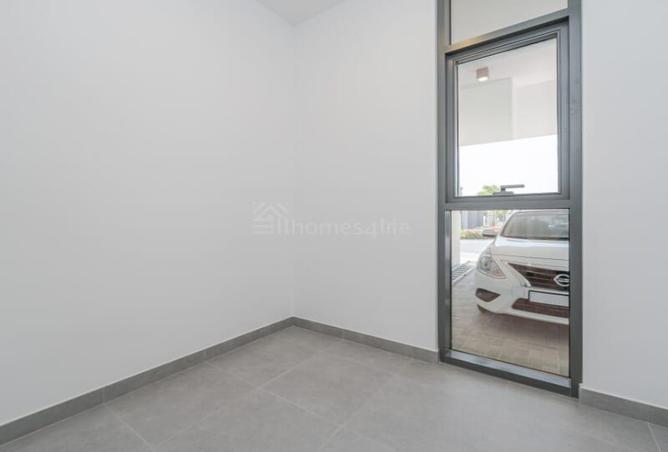 103699993 - Property Image 2
