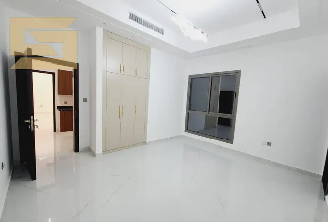 148643298 - Property Image 3