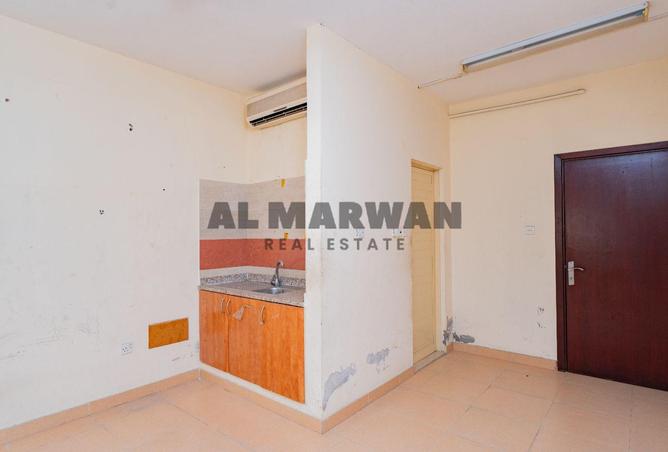 132510367 - Property Image 2