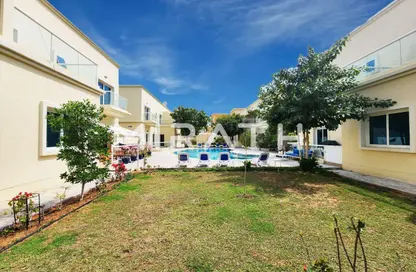 Villa - 4 Bedrooms - 6 Bathrooms for rent in Jumeirah 3 Villas - Jumeirah 3 - Jumeirah - Dubai