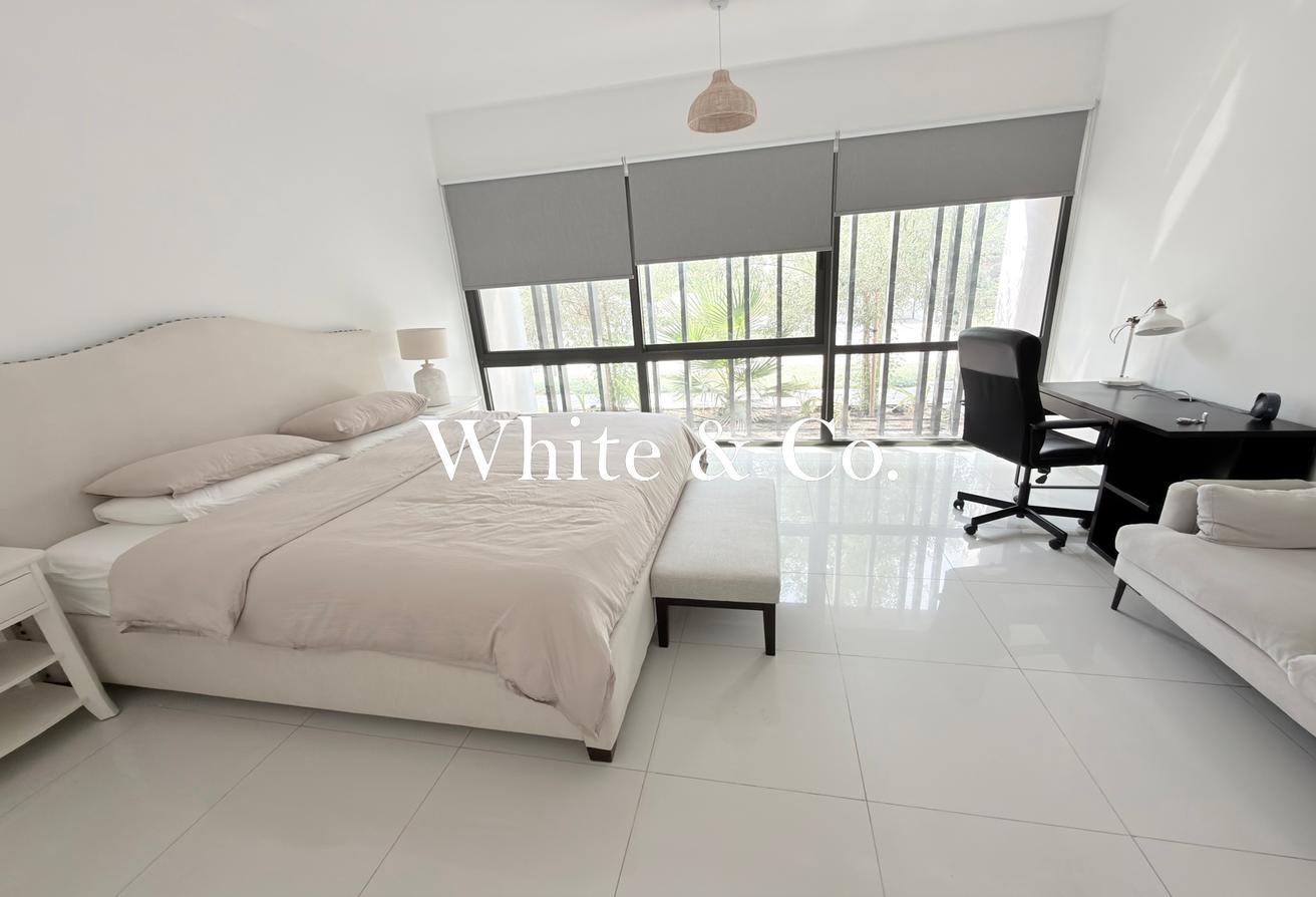 V3 Partly Furnished 6Bed| Next to mall photo 7