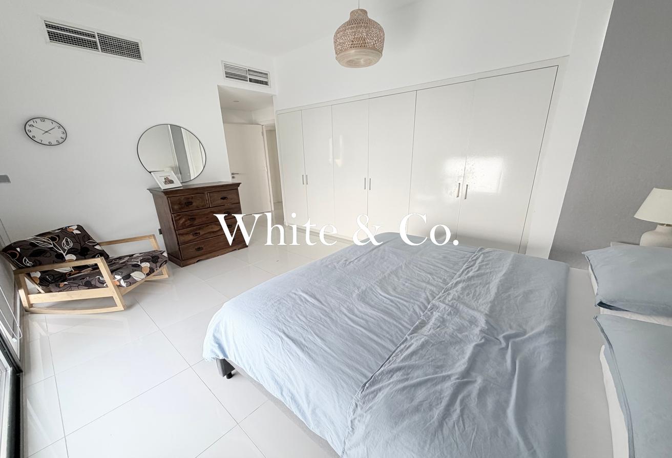 V3 Partly Furnished 6Bed| Next to mall photo 14