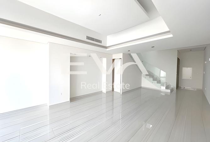 140572596 - Property Image 2