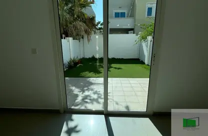 فيلا - 2 غرف نوم - 3 حمامات للبيع في الريف - أبوظبي