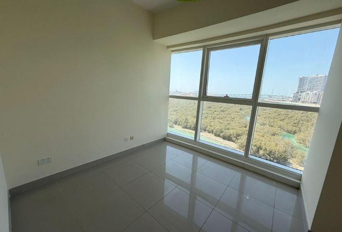 102823985 - Property Image 2